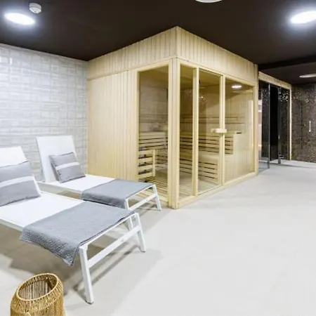 Stunning 2 Bedroom Apartment. Apartment *