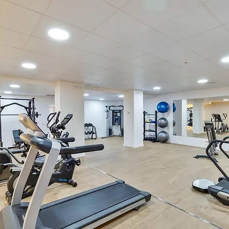 Stunning 2 Bedroom Apartment. Fuengirola