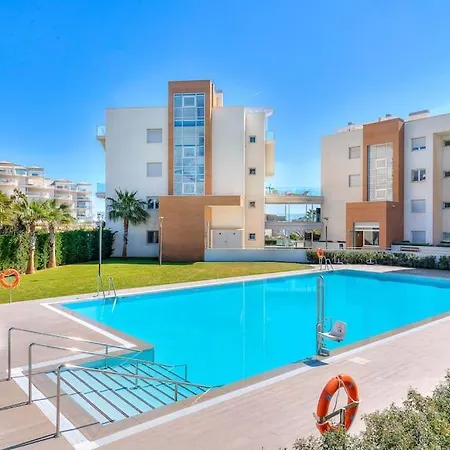 Stunning 2 Bedroom Apartment. * Fuengirola
