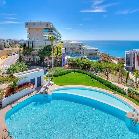 Stunning 2 Bedroom Apartment. Fuengirola